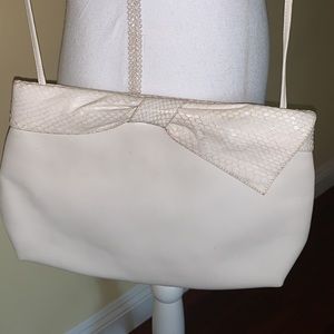 SALVATORE FERRAGAMO Cream Cross Body Purse Designer Old Money Minimalist